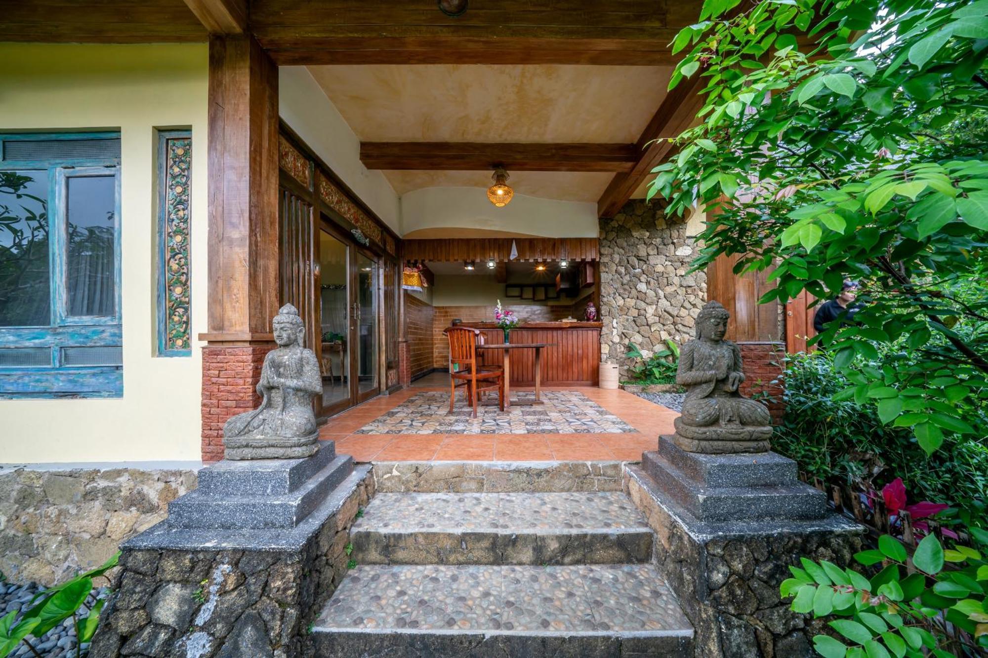 Yoga Maya Villa Gianyar  Exterior photo